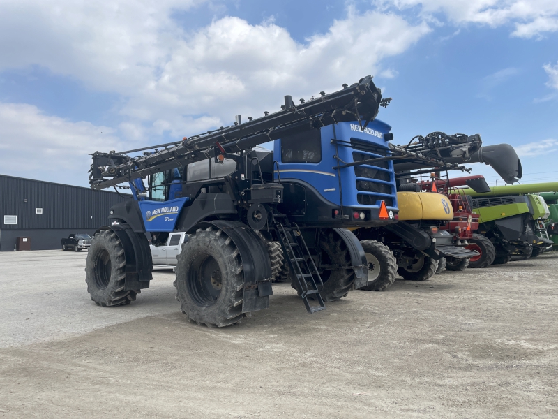 2016 New Holland SP.295F Sprayer/High Clearance