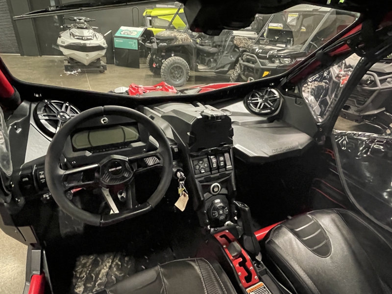 2025 Can-Am MAVERICK X3 Side by Side