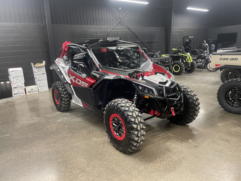 2025 Can-Am MAVERICK X3 Side by Side