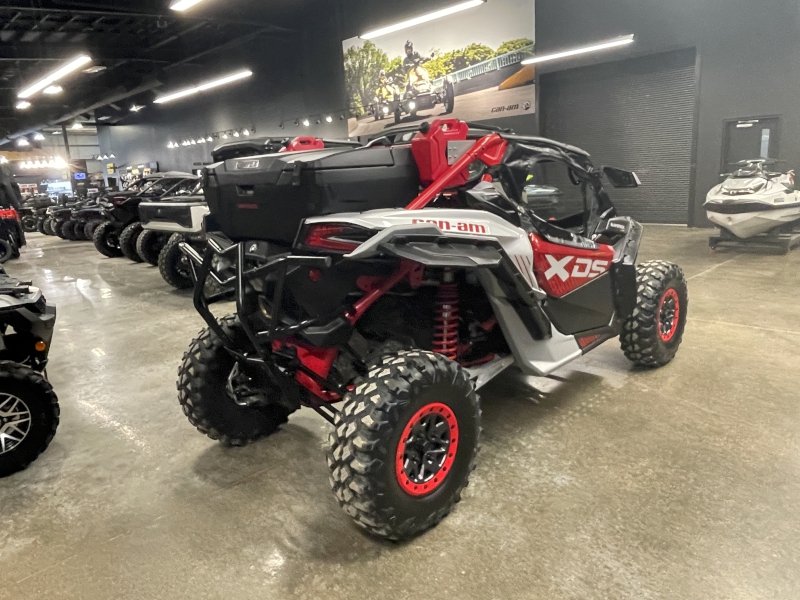 2025 Can-Am MAVERICK X3 Side by Side