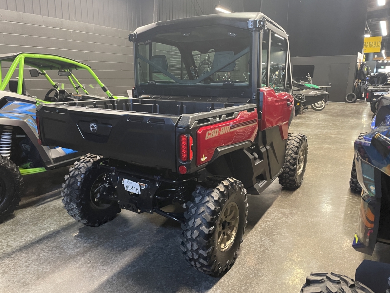 2024 Can-Am DEFENDER Side by Side