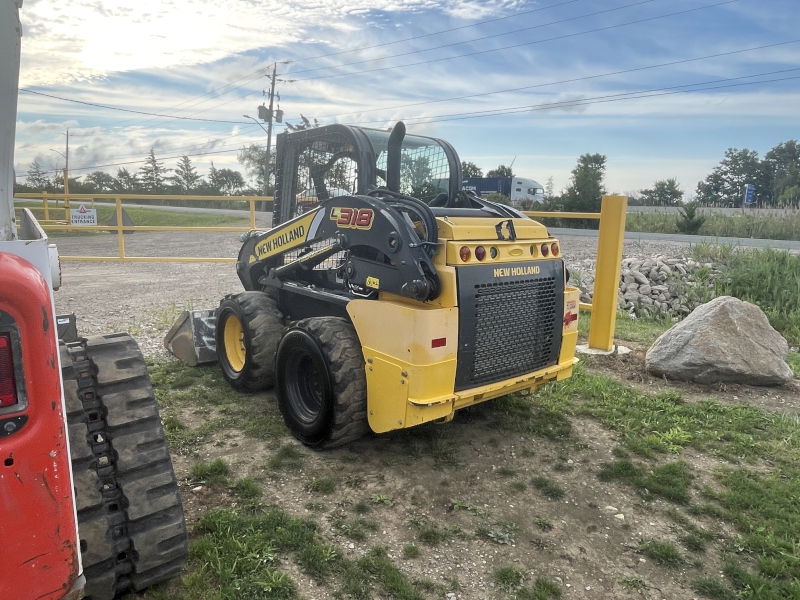 2021 New Holland L318 Skid Steer Loader