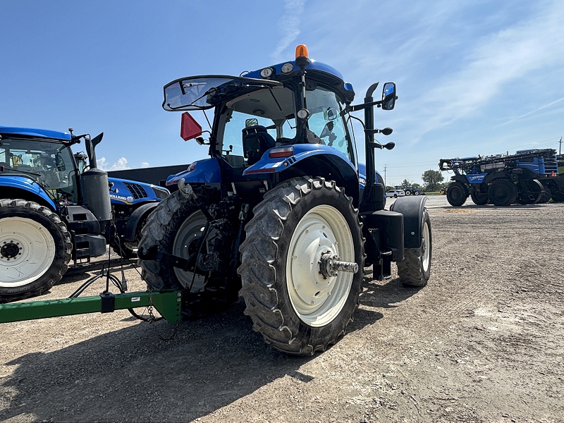 2015 New Holland T7.210 Tractor