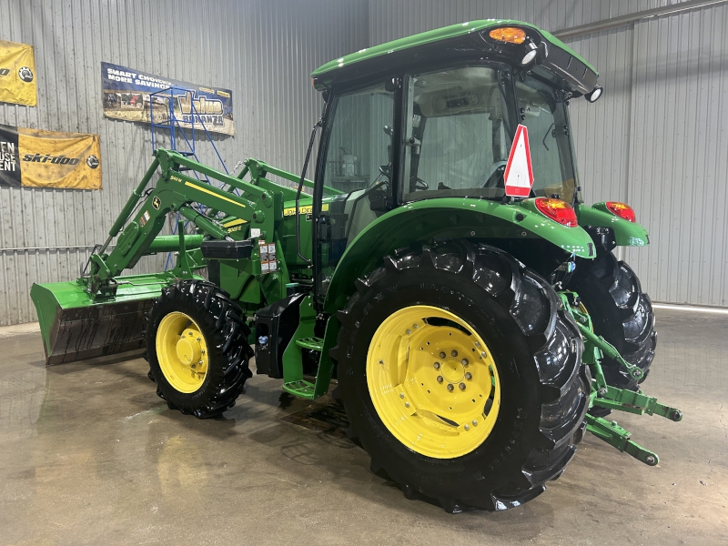 2017 John Deere 5085E Tractor
