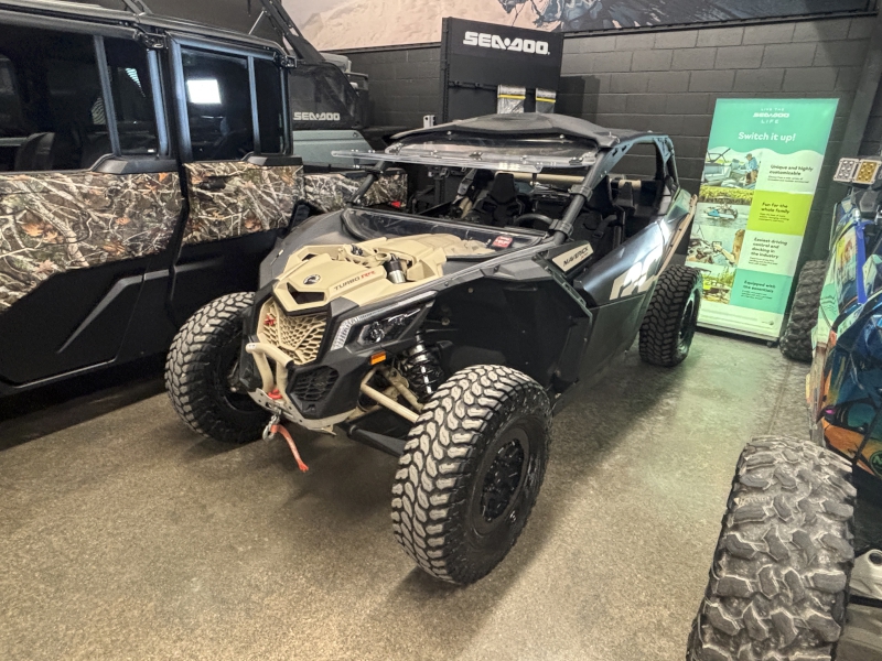 2023 Can-Am MAVERICK X3 Side by Side