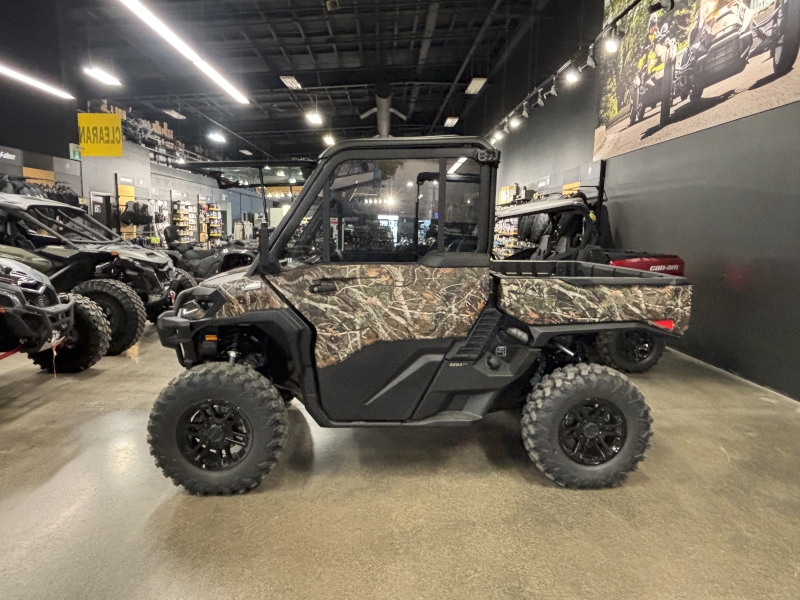 2027 Can-Am 8JVE Side by Side