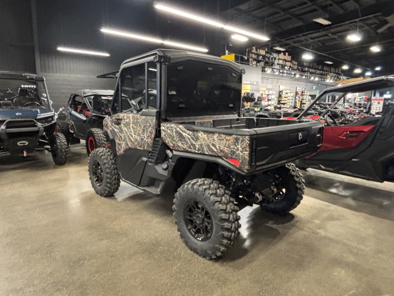 2027 Can-Am 8JVE Side by Side