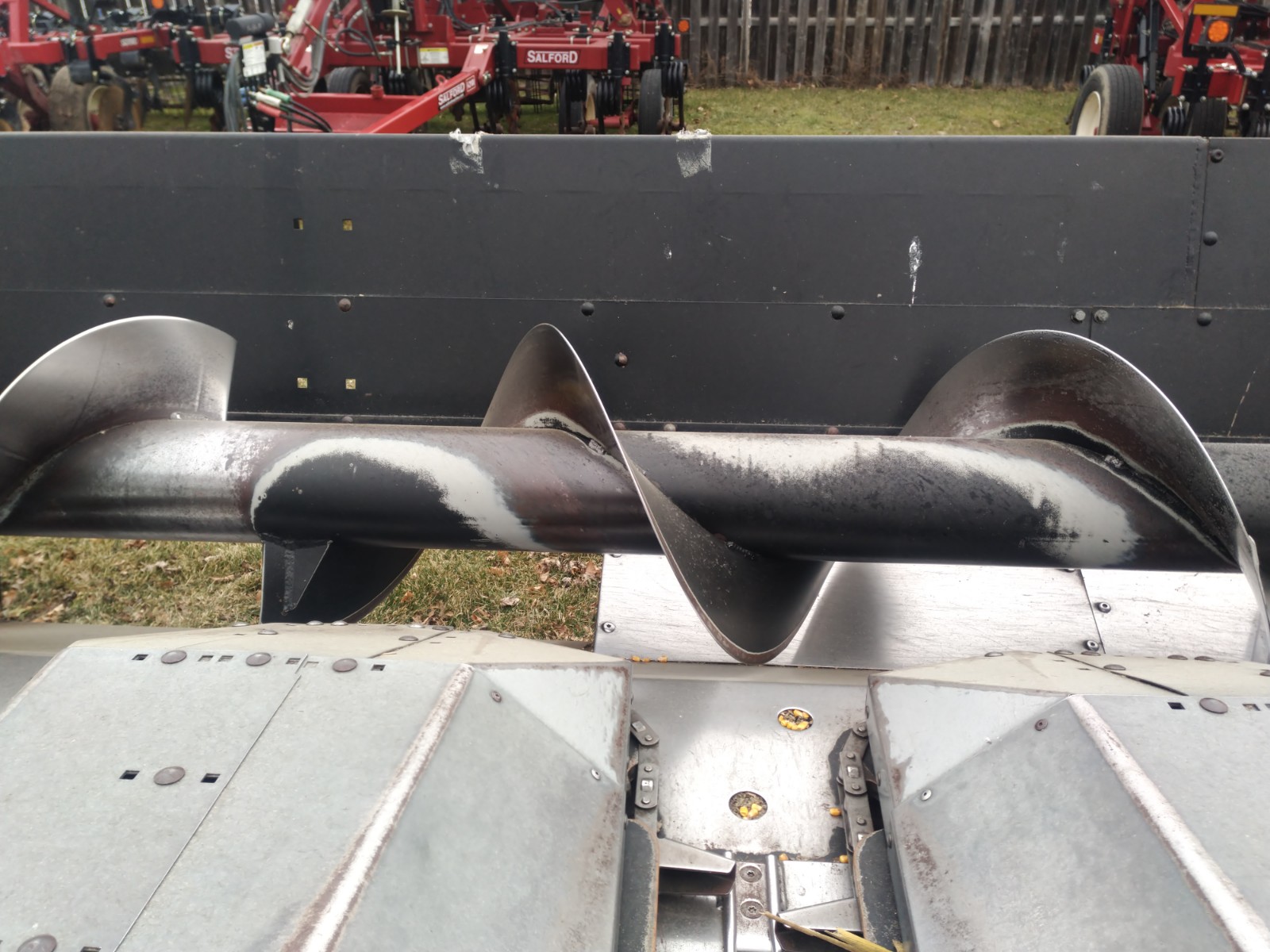 AGCO Gleaner Hugger-8R Header Combine