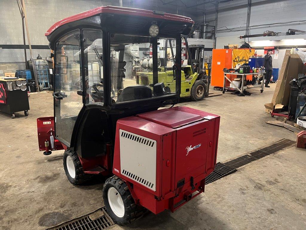 2015 Ventrac 3400Y Tractor