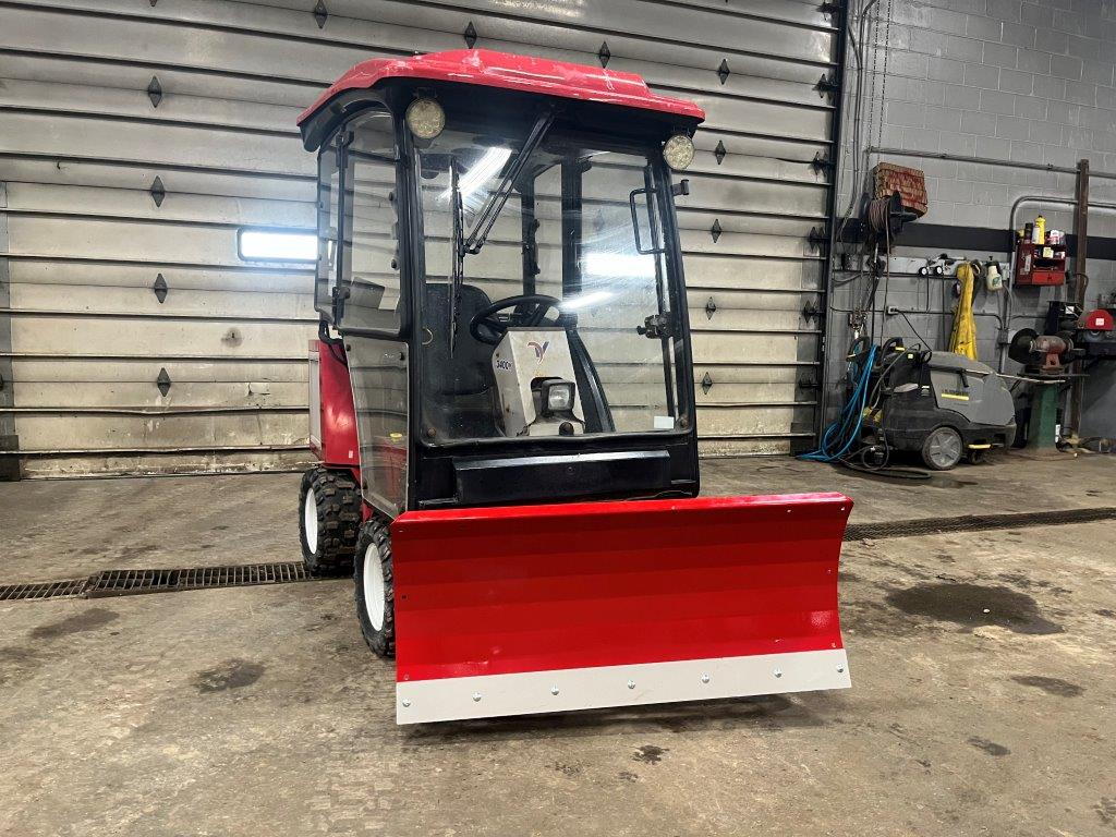 2015 Ventrac 3400Y Tractor