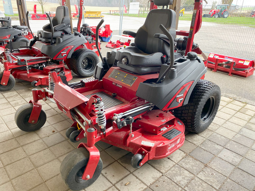 2024 Ferris ISX3300 Mower