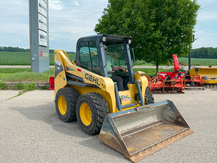 2015 Gehl R150 Skid Steer Loader