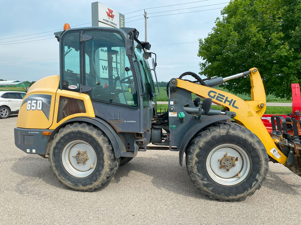 2015 Gehl AL650 Wheel Loader