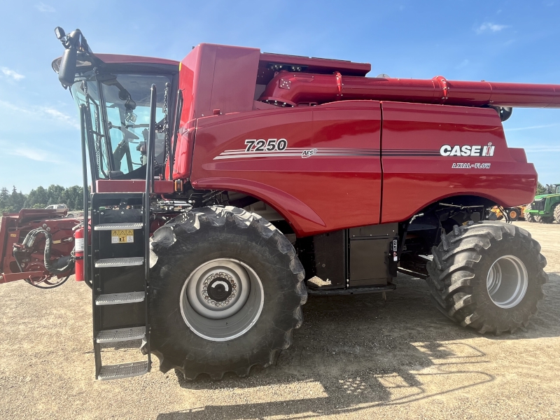 2019 Case IH 7250 Combine