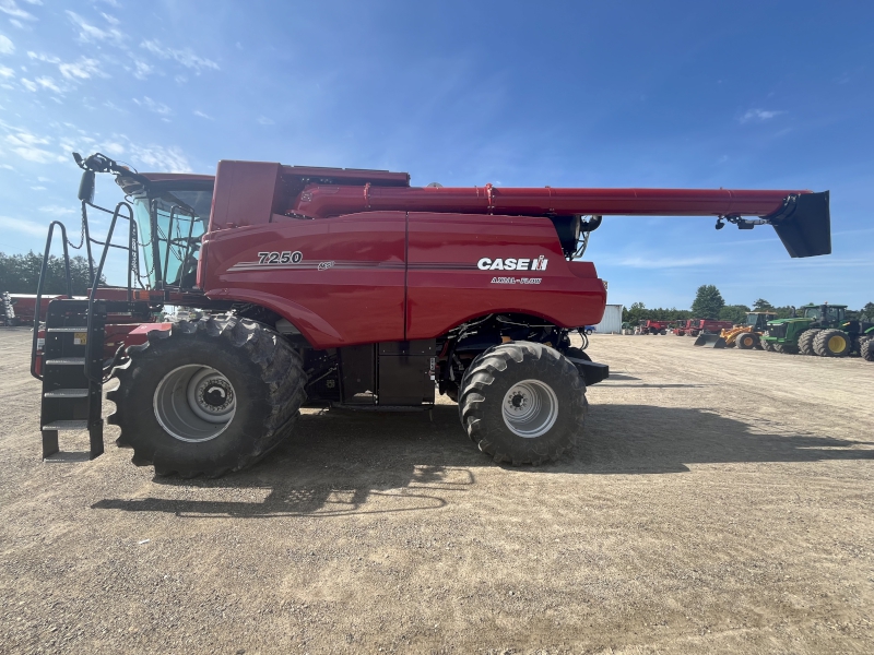 2019 Case IH 7250 Combine