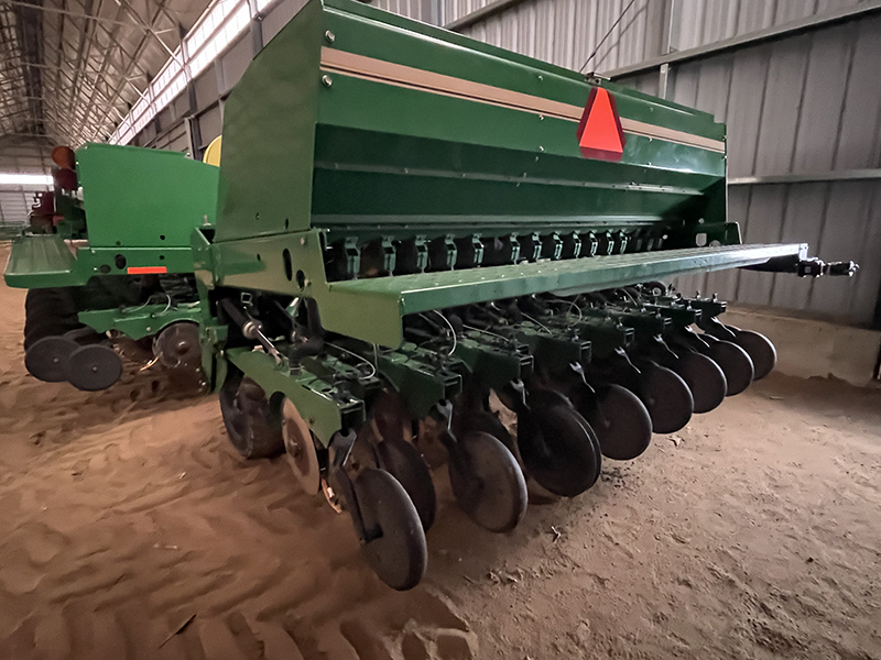 2014 Great Plains 3S3000HD Drill