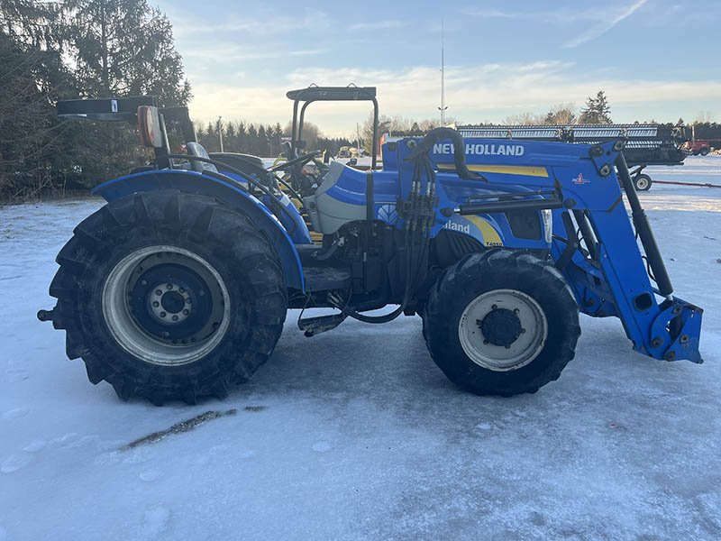 2014 New Holland T4050 Tractor