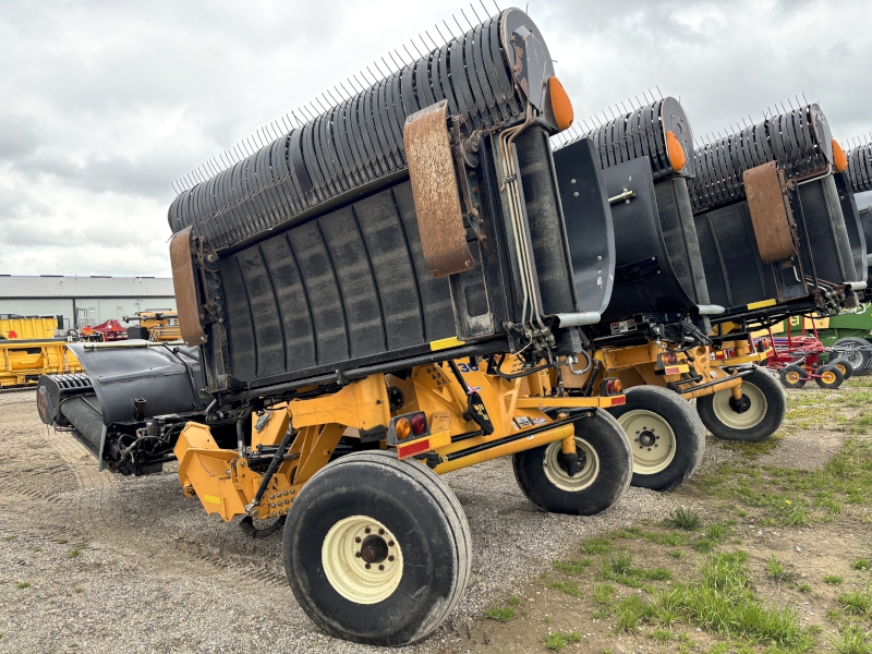 2015 Oxbo 330 Windrow Merger