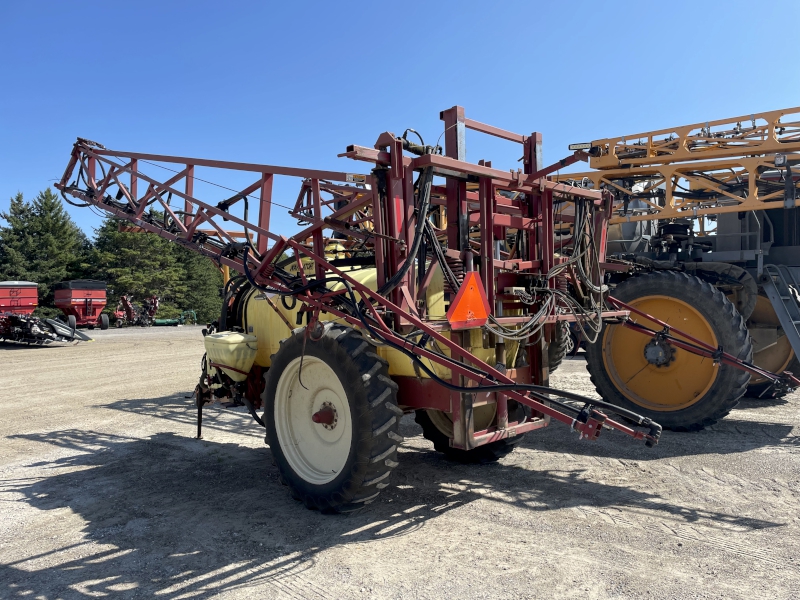 2002 Hardi NAV1000 Sprayer