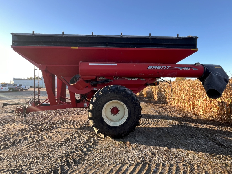 2012 Brent 882 Grain Cart