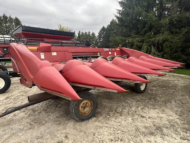 2002 Case IH 2206 Header Corn Head