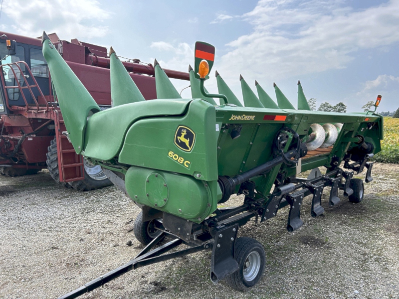 2013 John Deere 608C Header Corn Head