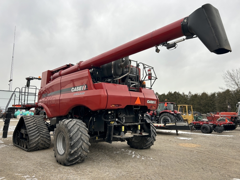 2015 Case IH 9240 Combine