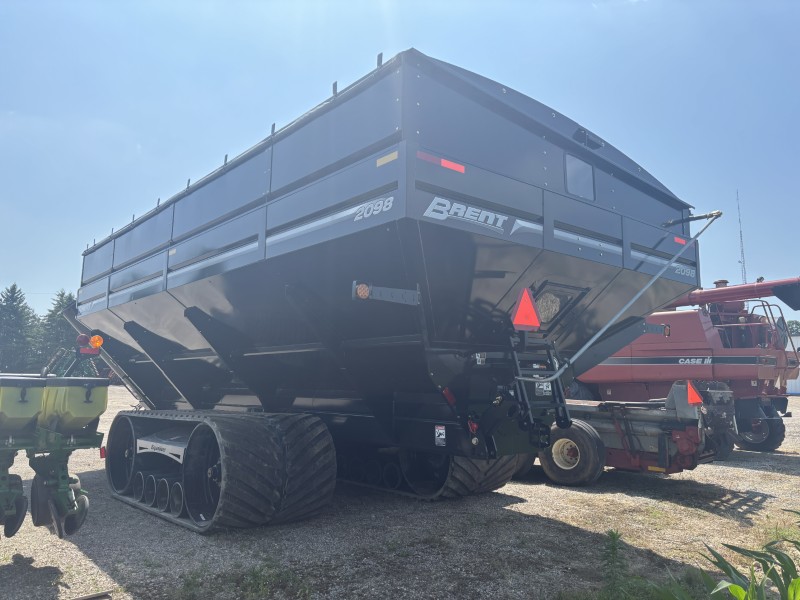 2026 Brent 2098 Grain Cart