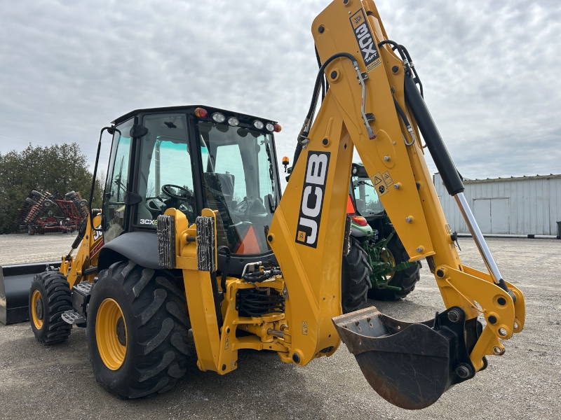 2019 JCB 3CX-14 Tractor Loader Backhoe