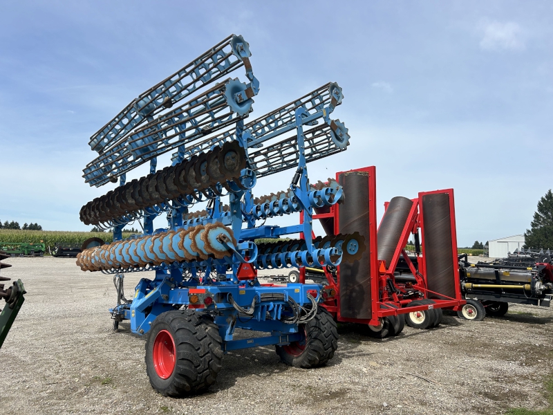 2025 LEMKEN GIGANT10 10M Compact Disc
