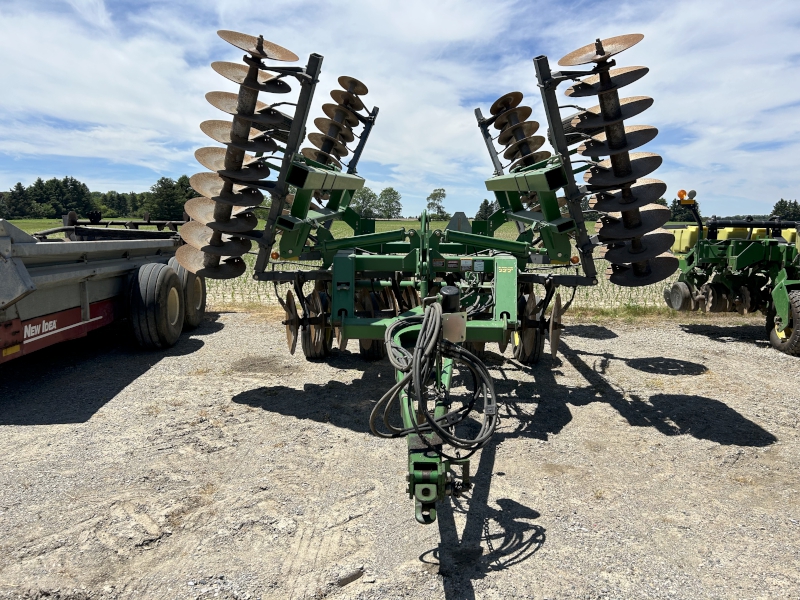 2002 John Deere 637 Disk Tandem