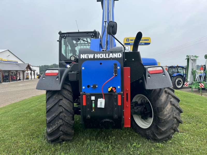 2025 New Holland TH7.42 ELITE TeleHandler