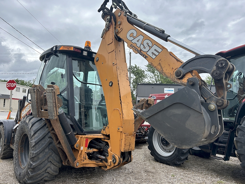 2019 Case 590SN Tractor Loader Backhoe