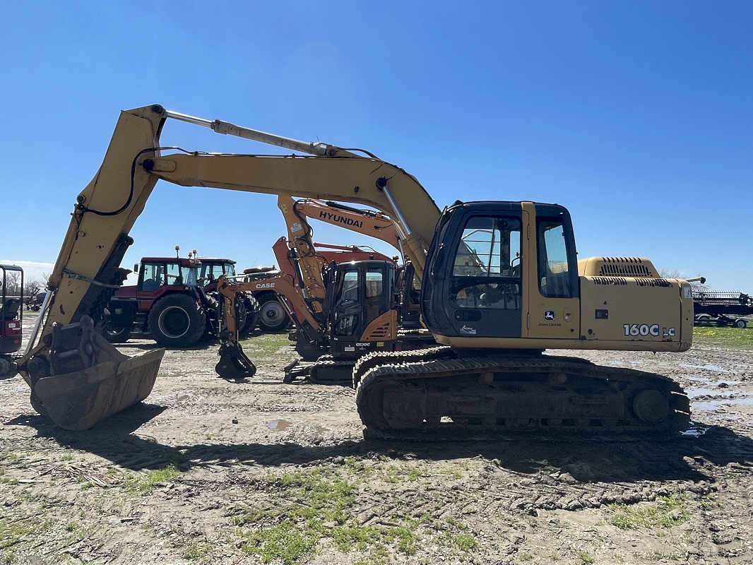 2004 John Deere 160C Excavator