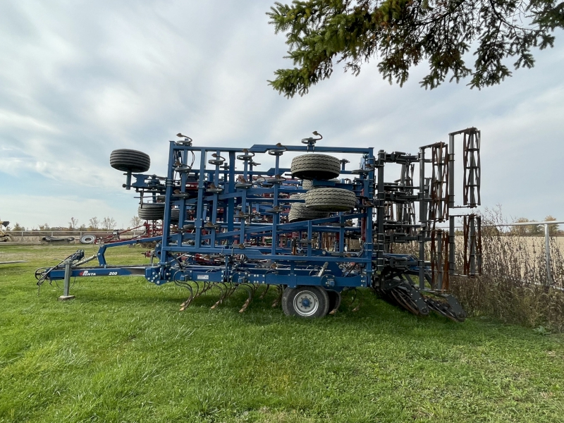 2018 Penta 200S-36' Field Cultivator