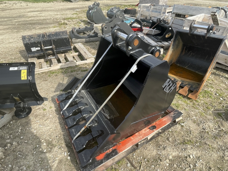 Fourth image Model Thumbnail