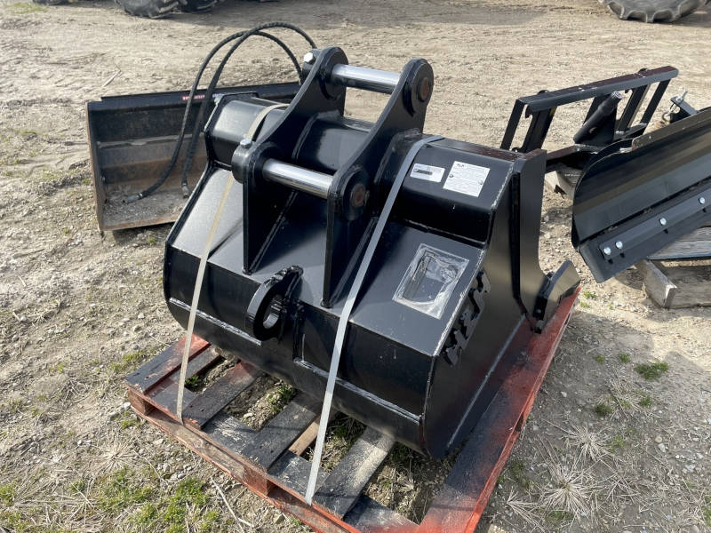 2024 H&H Manufacturing 36" Excavator Attachment