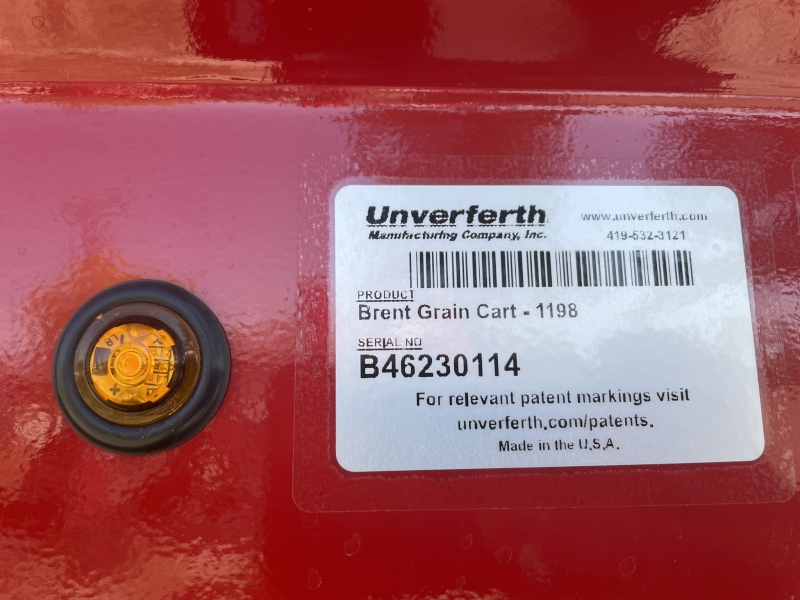 2025 Brent 1198 Grain Cart