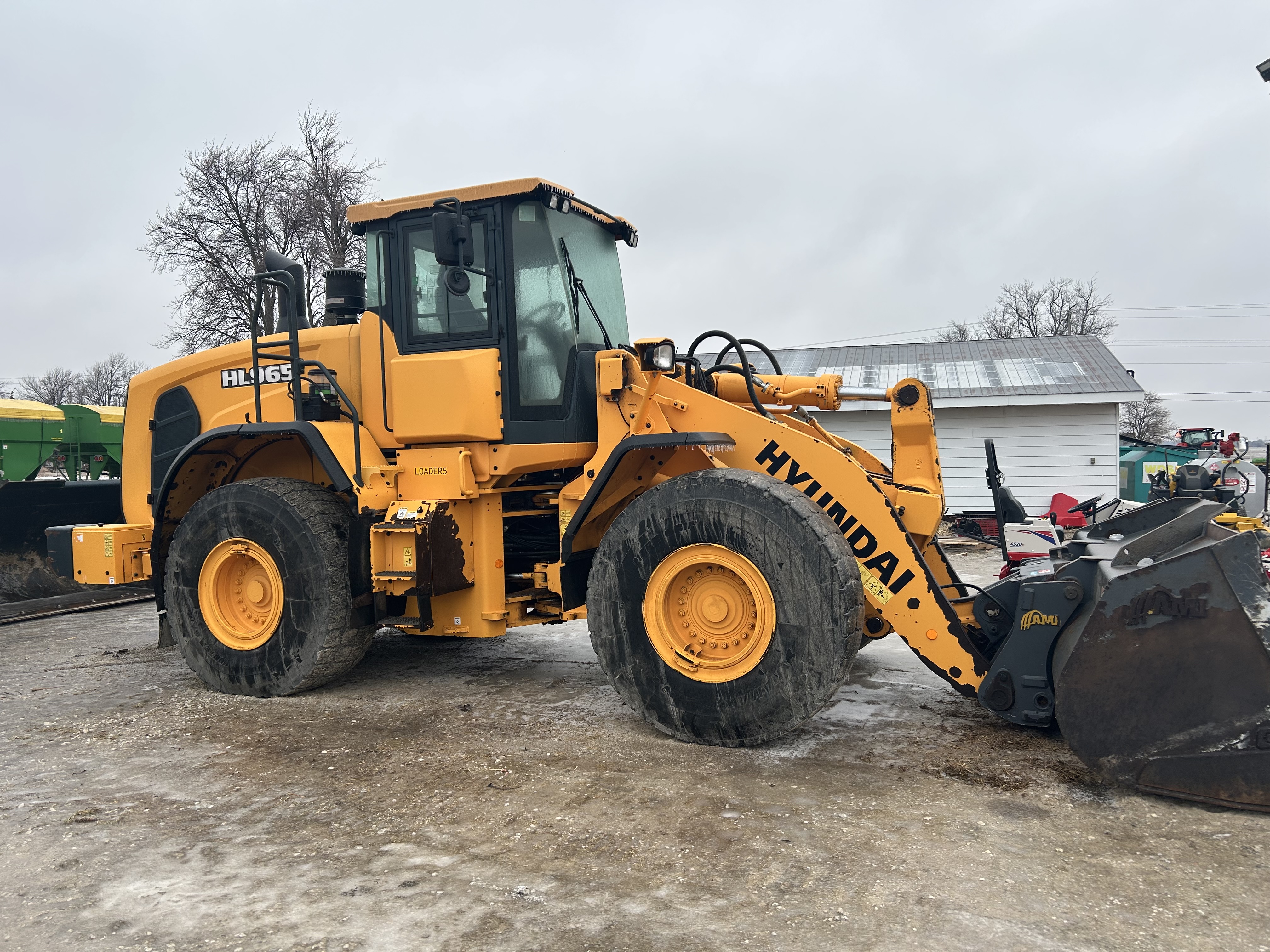 2019 Hyundai HL965 Wheel Loader