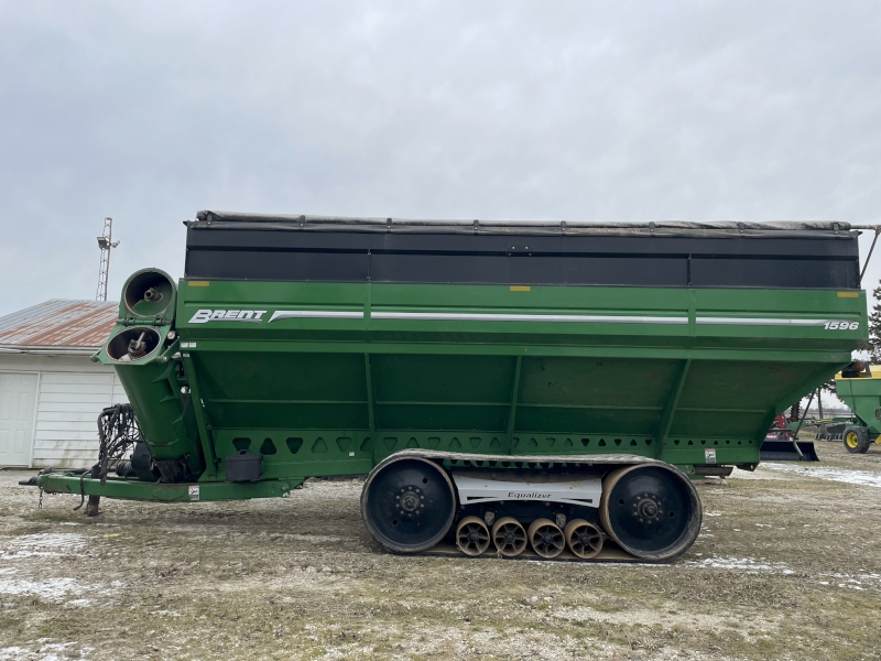 2018 Brent 1596 Grain Cart