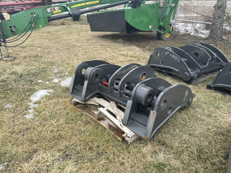 2024 Case COUPLER Attachments