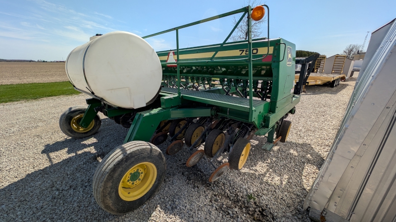 1991 John Deere 750 Drill