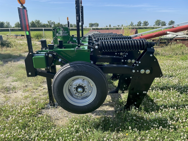 2025 Unverferth 122 Deep Tillage
