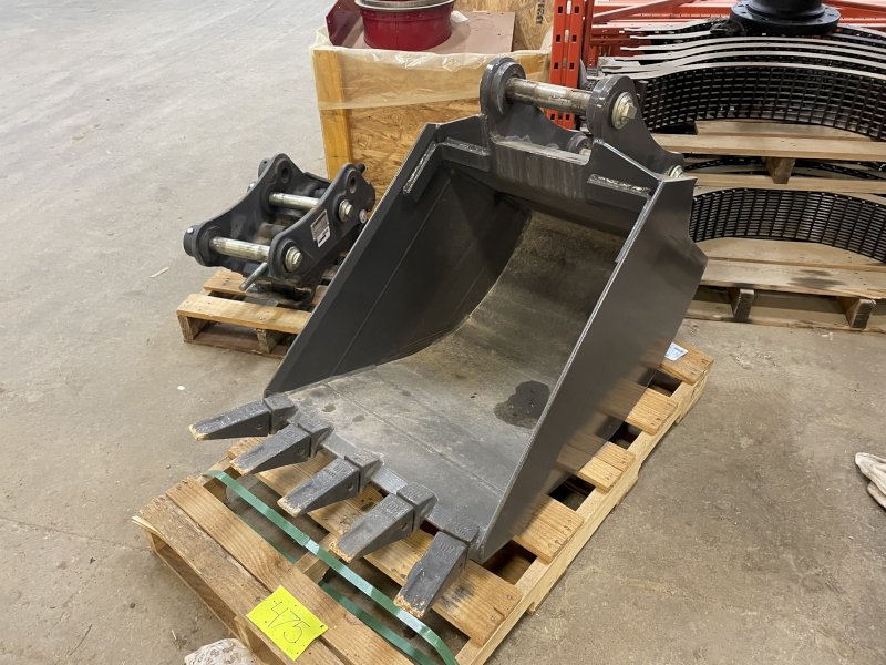 2024 Case 24" Bucket