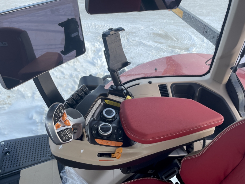 2026 Case IH MAGNUM 325 Tractor