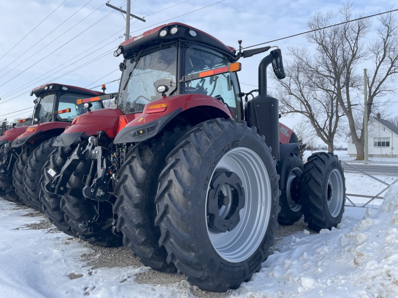 2026 Case IH MAGNUM 325 Tractor
