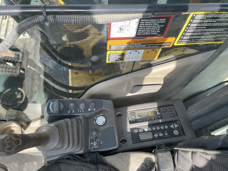 2011 John Deere 270D Excavator