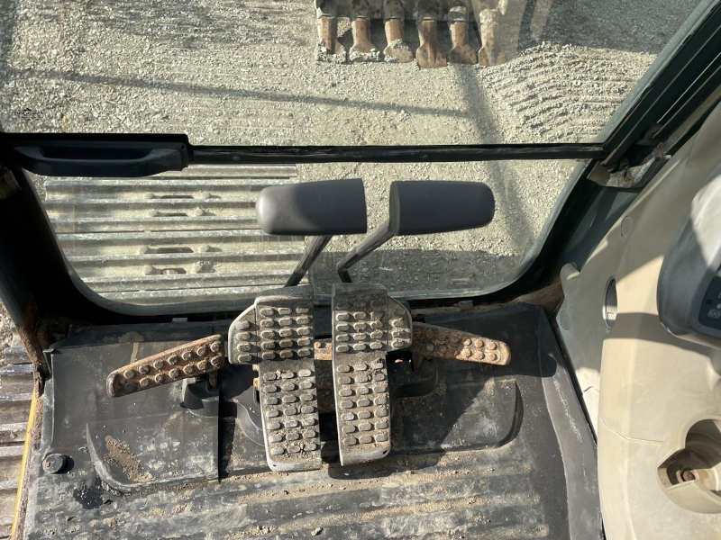 2011 John Deere 270D Excavator