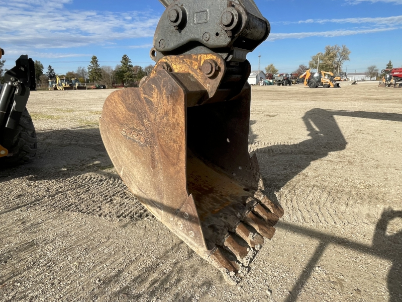 2011 John Deere 270D Excavator