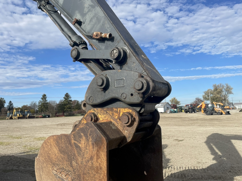 2011 John Deere 270D Excavator
